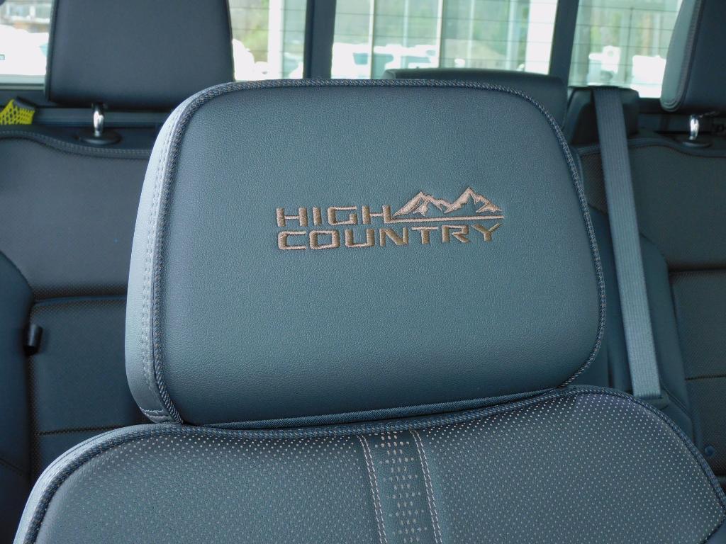 used 2025 Chevrolet Silverado 2500 car, priced at $79,987