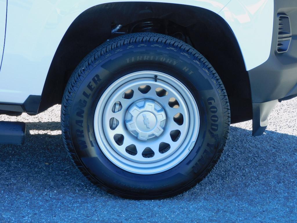 used 2024 Chevrolet Colorado car, priced at $30,987