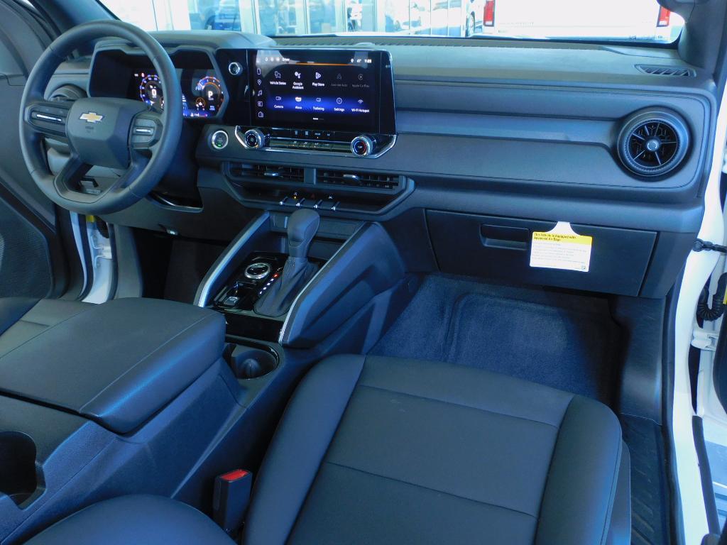 used 2024 Chevrolet Colorado car, priced at $30,987