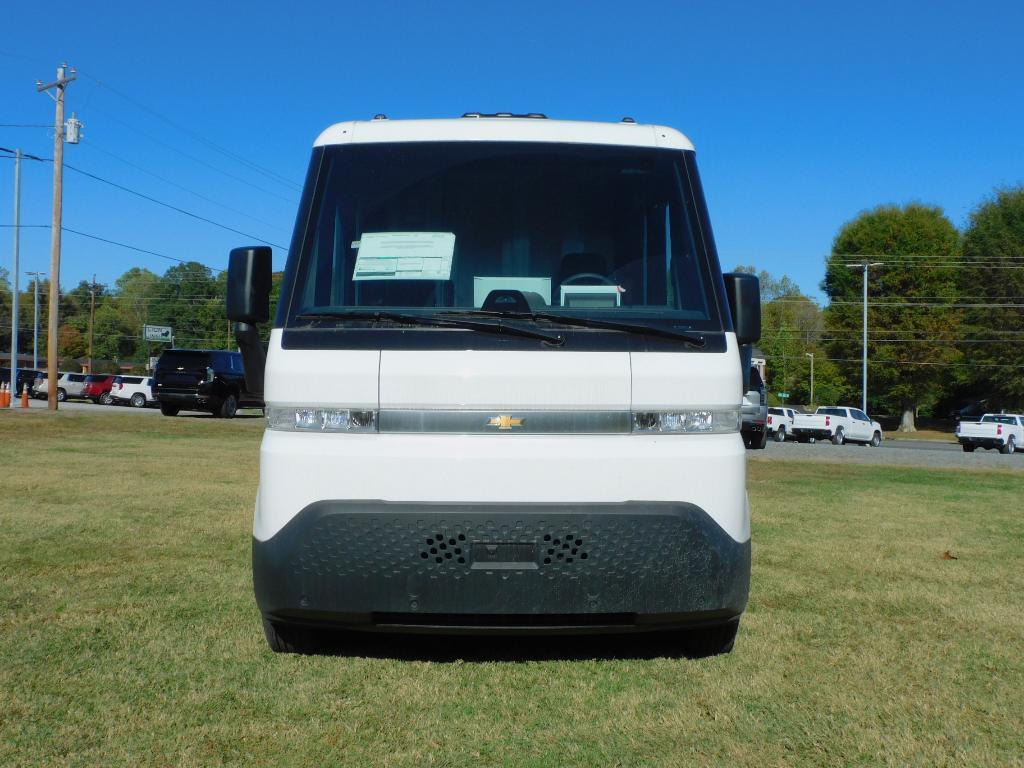 new 2025 Chevrolet BrightDrop 400 car, priced at $44,987