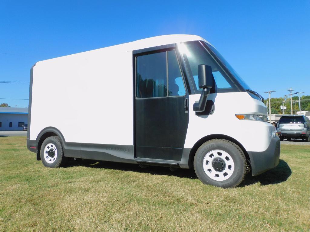 new 2025 Chevrolet BrightDrop 400 car, priced at $44,987