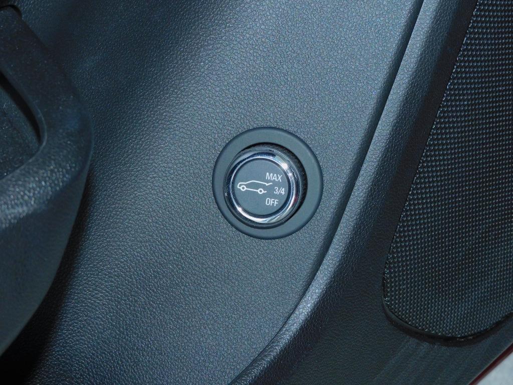 used 2024 Chevrolet Blazer car, priced at $28,987