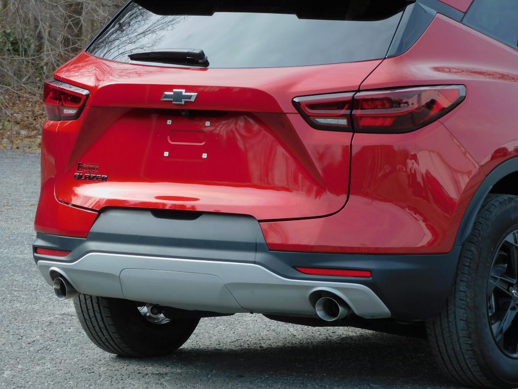 used 2024 Chevrolet Blazer car, priced at $28,987