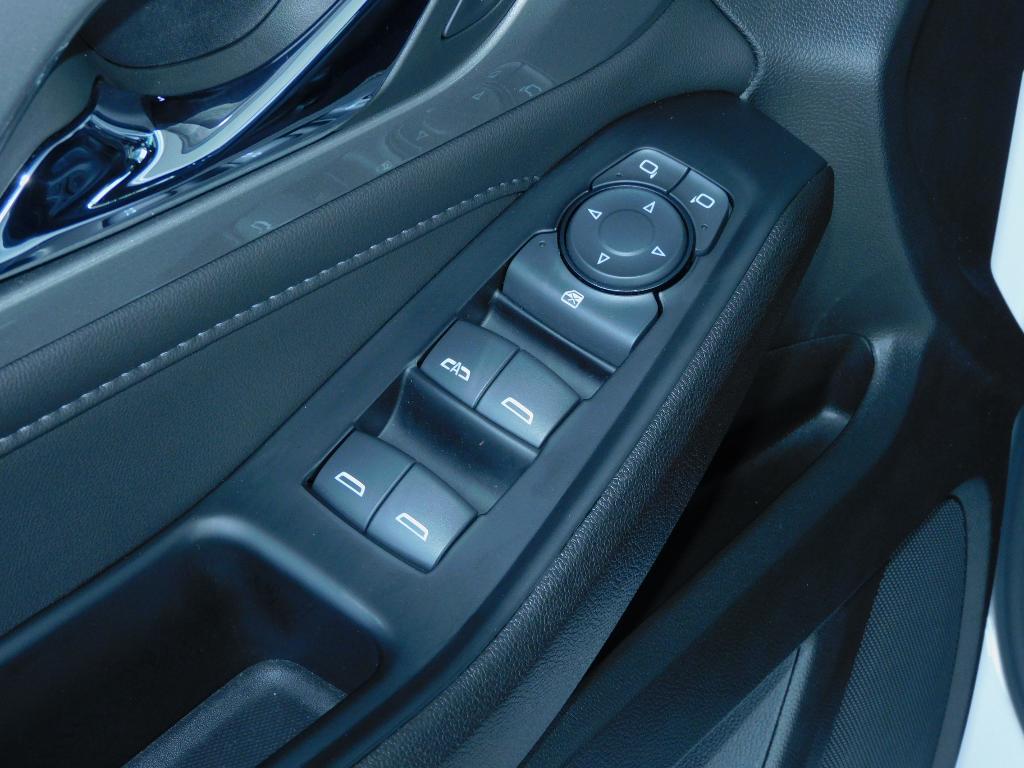 used 2023 Chevrolet Traverse car, priced at $30,987