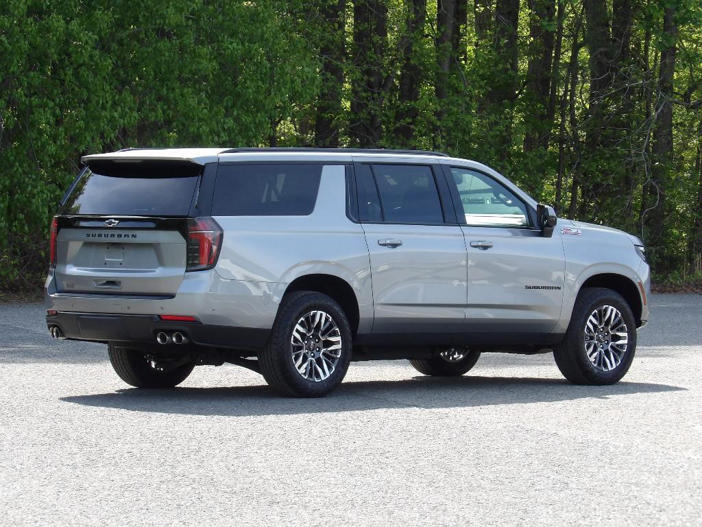 used 2025 Chevrolet Suburban car, priced at $65,987
