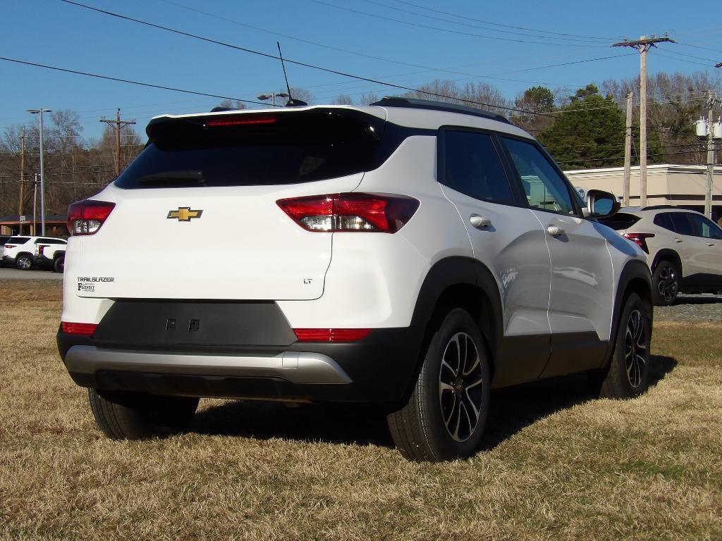 new 2026 Chevrolet TrailBlazer car, priced at $26,590