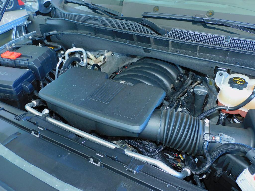 used 2025 Chevrolet Suburban car, priced at $64,987