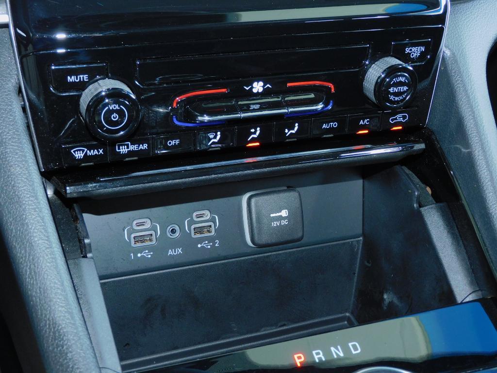 used 2023 Jeep Grand Cherokee L car, priced at $30,376