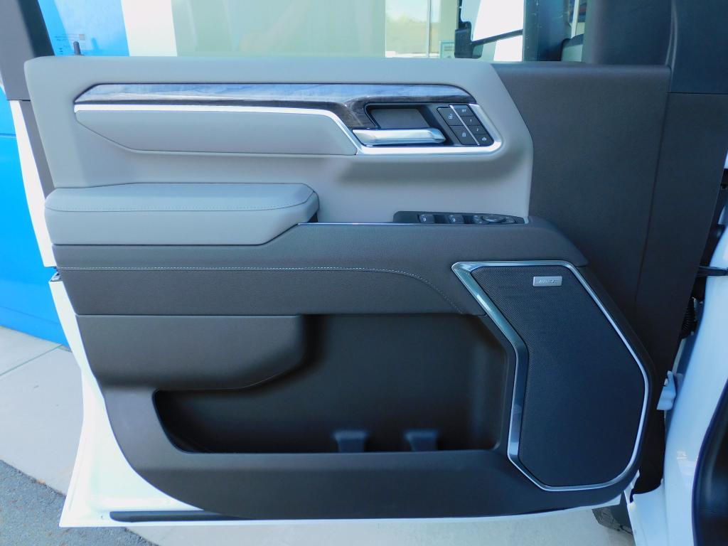 new 2026 Chevrolet Silverado 2500 car, priced at $83,040