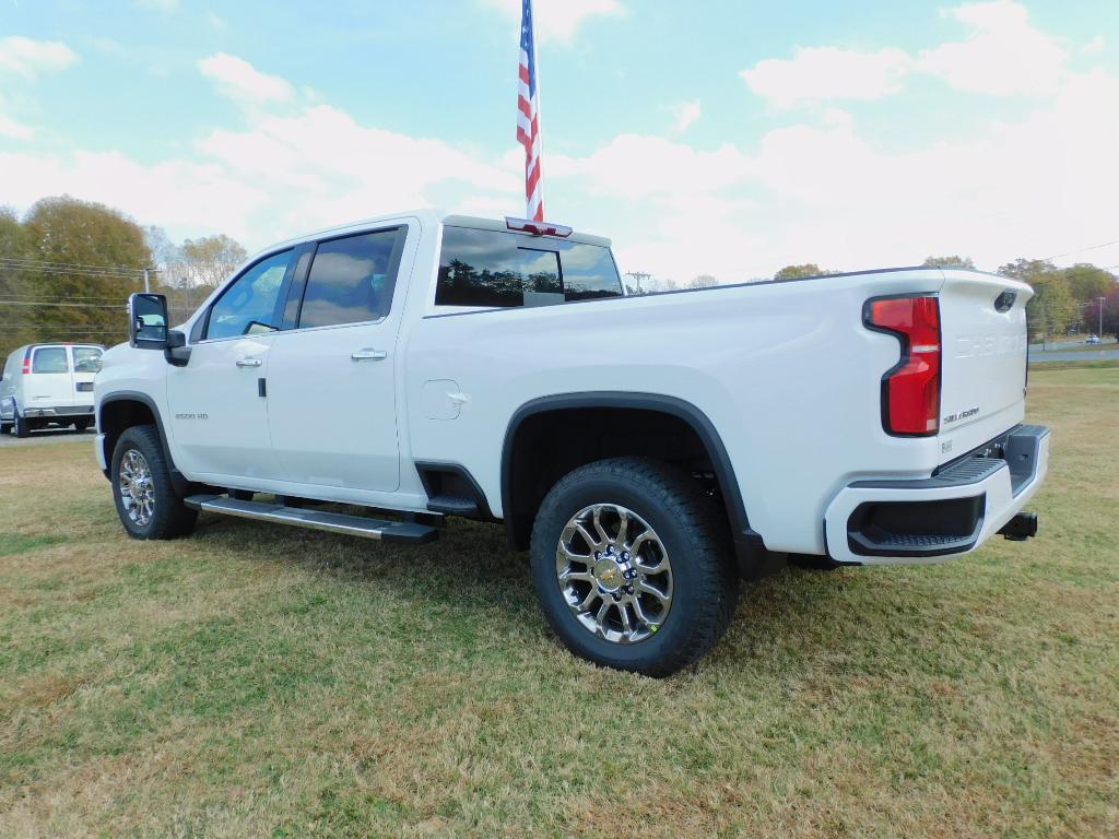 new 2026 Chevrolet Silverado 2500 car, priced at $83,040
