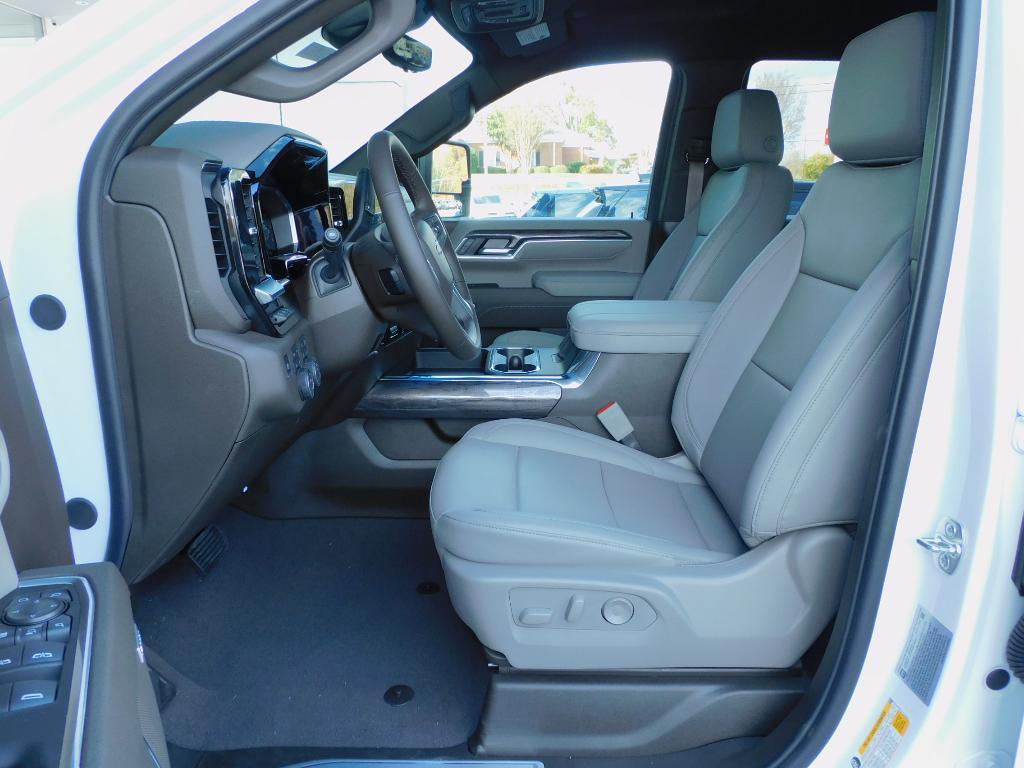 new 2026 Chevrolet Silverado 2500 car, priced at $83,040