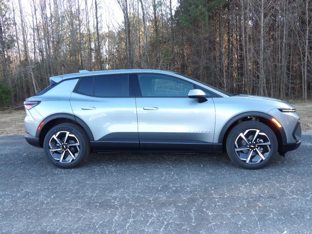 new 2026 Chevrolet Equinox EV car