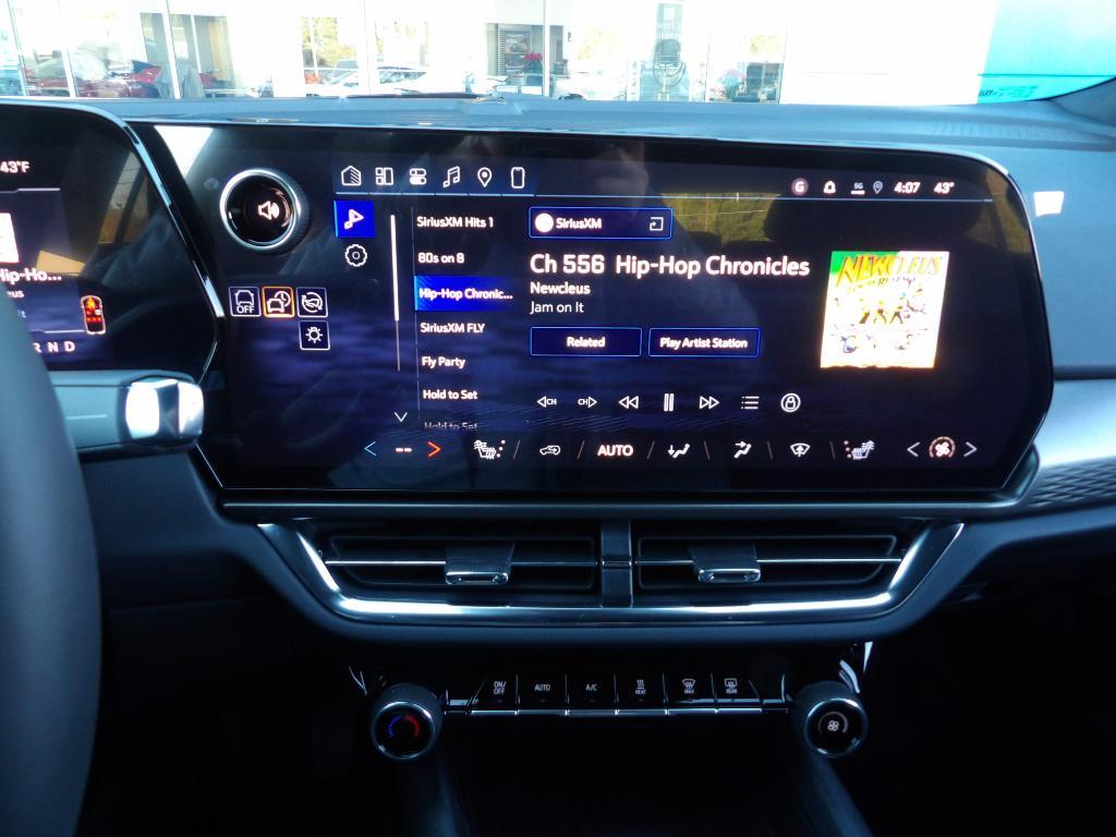 new 2026 Chevrolet Equinox EV car