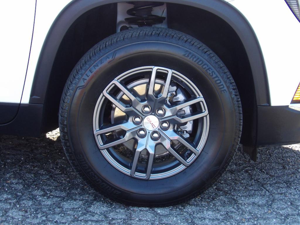 used 2025 GMC Acadia car, priced at $31,987