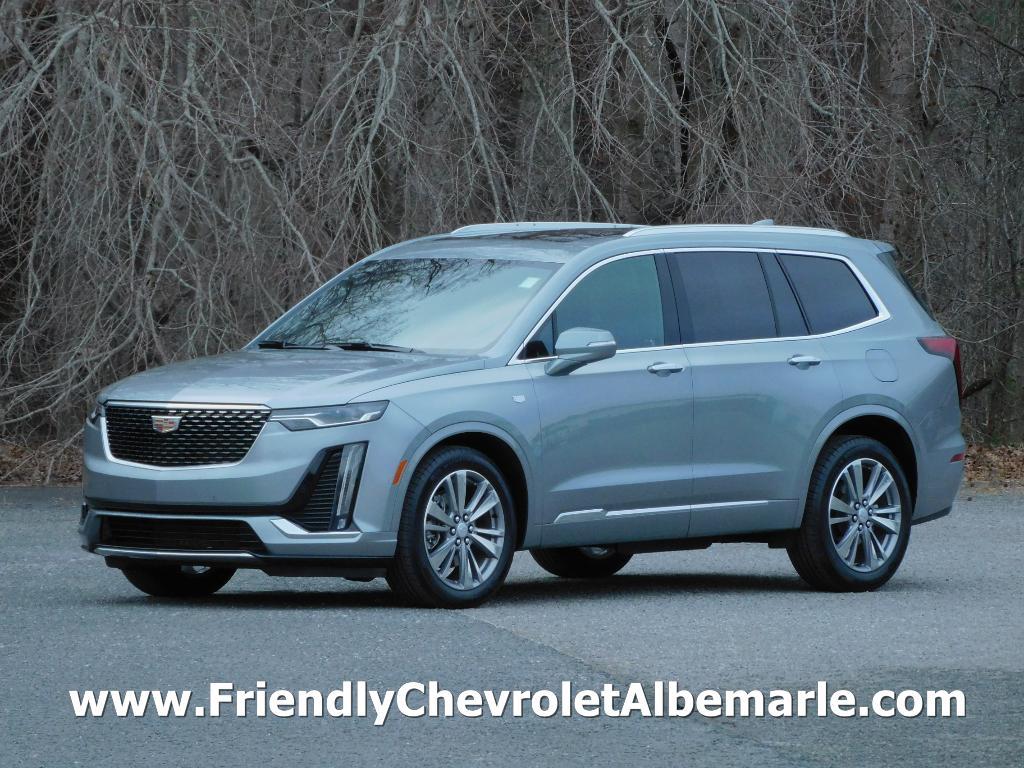 used 2025 Cadillac XT6 car, priced at $39,987