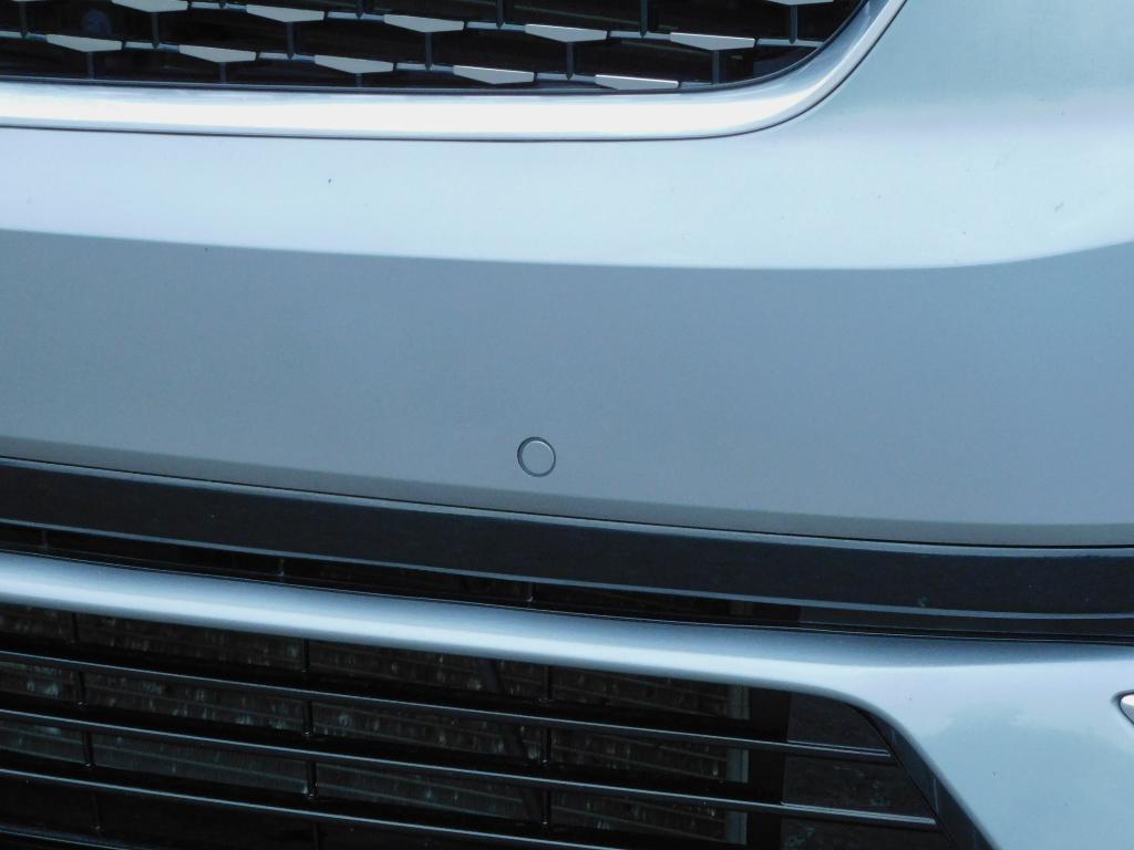 used 2025 Cadillac XT6 car, priced at $39,987