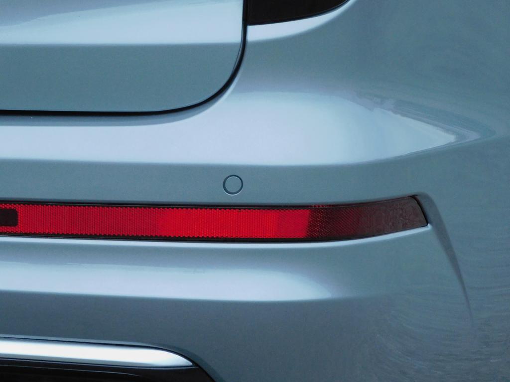 used 2025 Cadillac XT6 car, priced at $39,987