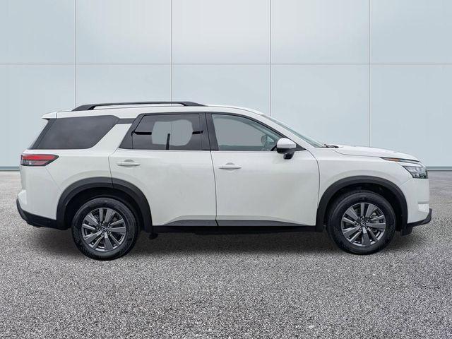 used 2025 Nissan Pathfinder car, priced at $30,999