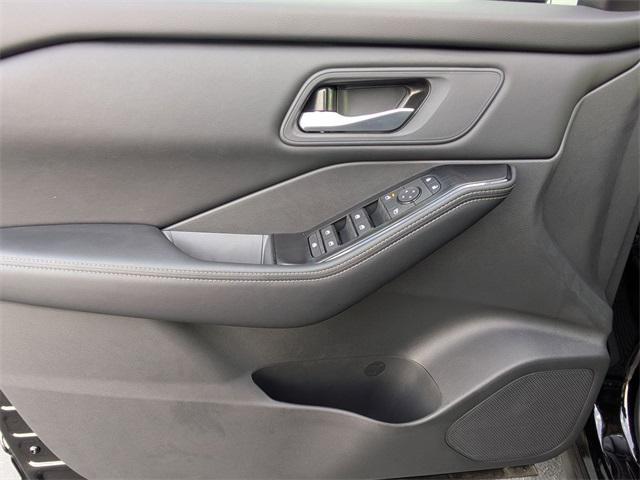 new 2026 Nissan Rogue car, priced at $31,008