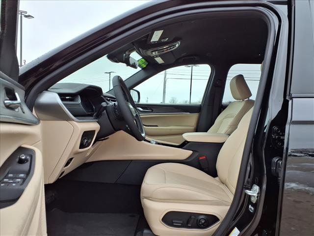 new 2025 Jeep Grand Cherokee L car, priced at $43,020