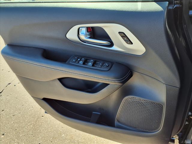 new 2026 Chrysler Pacifica car, priced at $46,038