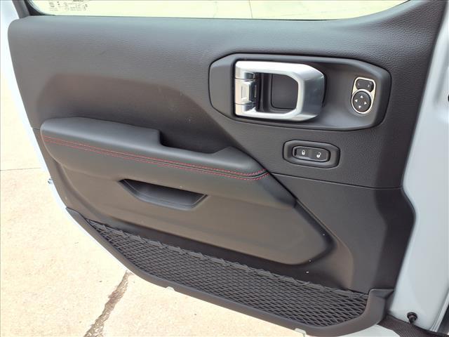 new 2026 Jeep Gladiator car, priced at $56,319