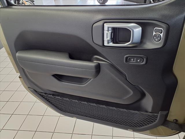 new 2026 Jeep Gladiator car, priced at $52,256