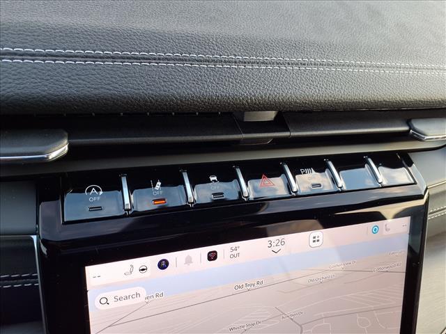 new 2025 Jeep Grand Cherokee car, priced at $49,912