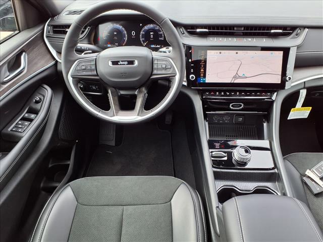 new 2026 Jeep Grand Cherokee car, priced at $45,882