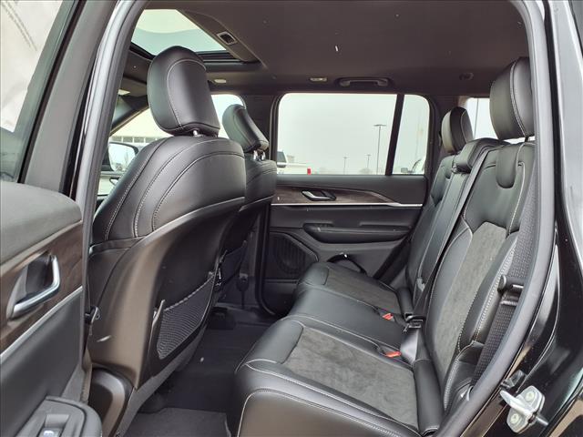 new 2026 Jeep Grand Cherokee car, priced at $45,882