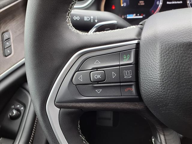 new 2025 Jeep Grand Cherokee L car, priced at $50,777