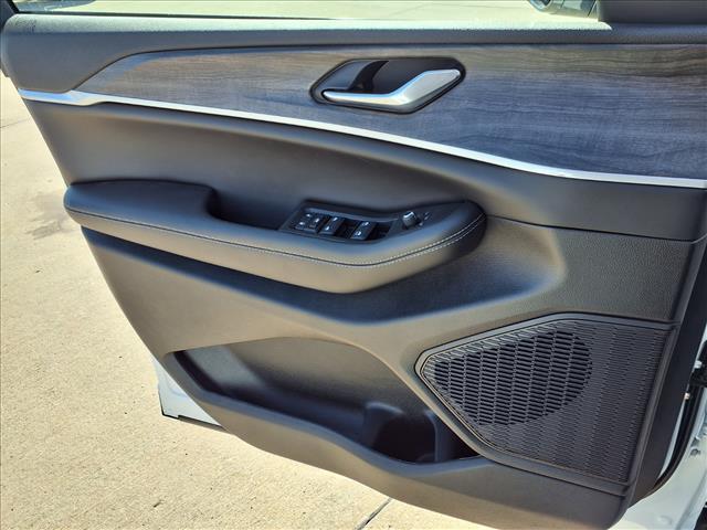 new 2026 Jeep Grand Cherokee car, priced at $46,516