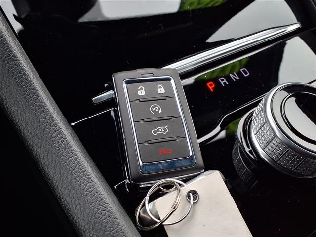 new 2026 Jeep Grand Cherokee car, priced at $45,473