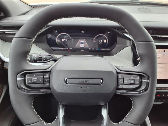 new 2026 Jeep Cherokee car, priced at $42,130