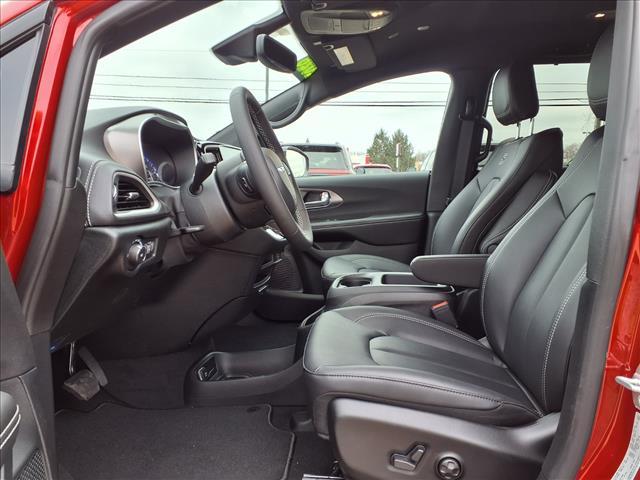 new 2026 Chrysler Pacifica car, priced at $44,166