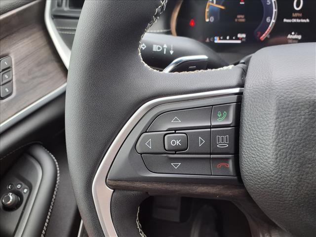 new 2026 Jeep Grand Cherokee car, priced at $47,234
