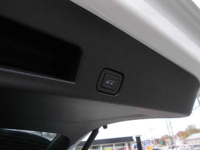 new 2026 GMC Acadia car, priced at $46,569