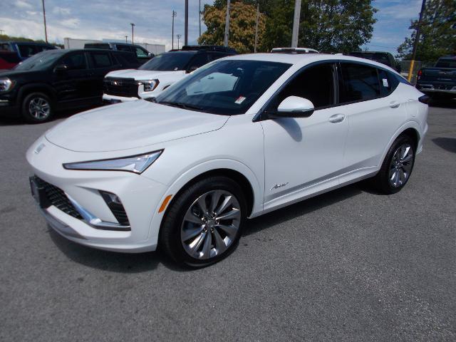 new 2025 Buick Envista car, priced at $29,910