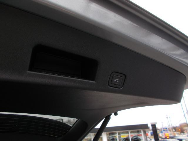 new 2026 GMC Acadia car, priced at $51,999