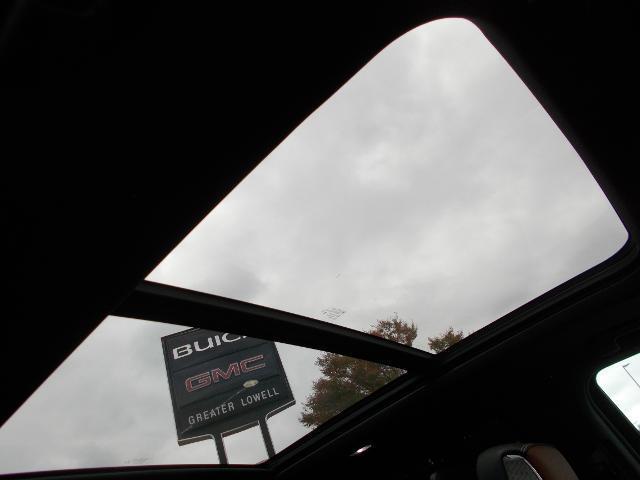 used 2023 GMC Yukon car, priced at $77,884