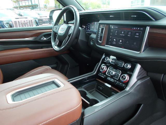 used 2023 GMC Yukon car, priced at $77,884