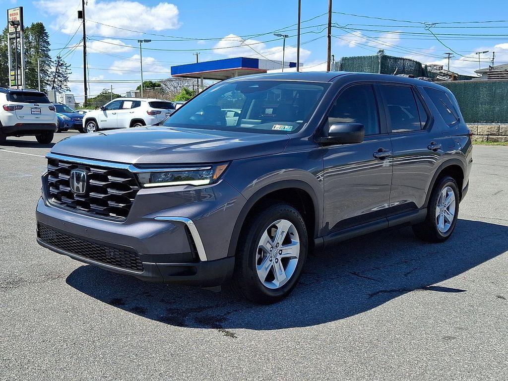 used 2024 Honda Pilot car, priced at $32,800