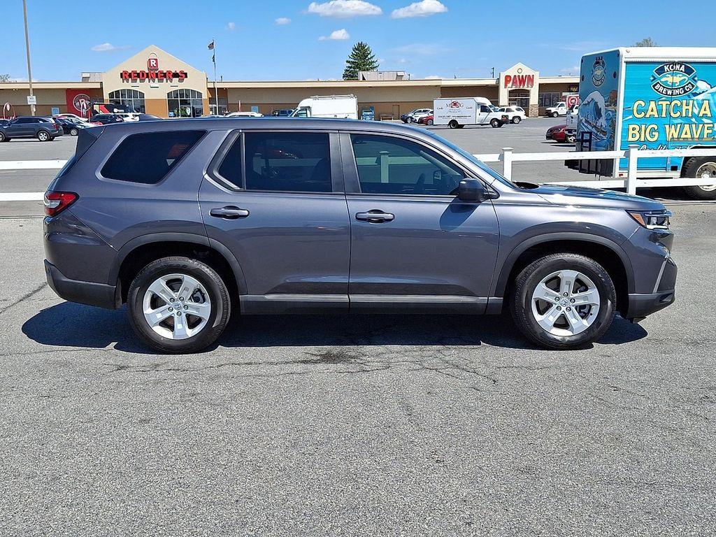 used 2024 Honda Pilot car, priced at $32,800