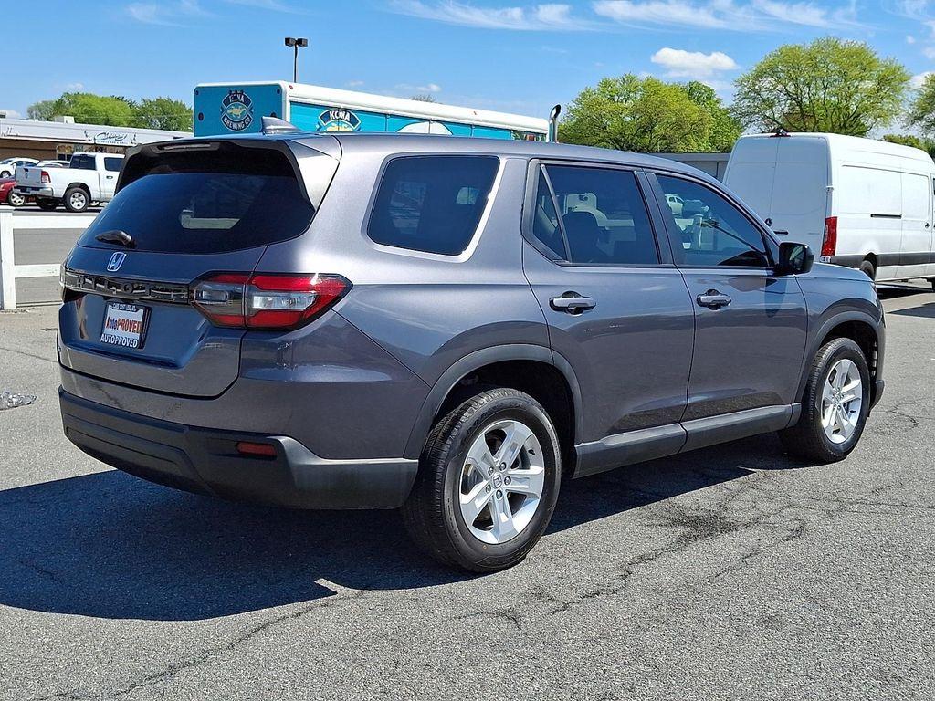 used 2024 Honda Pilot car, priced at $32,800