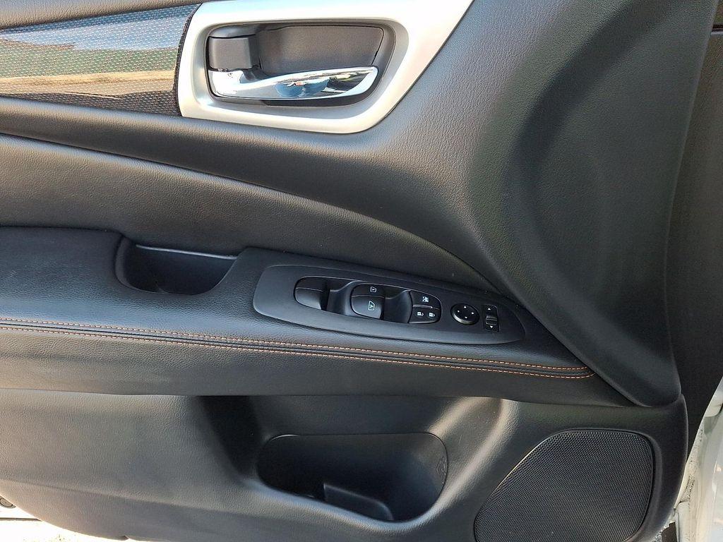 used 2020 Nissan Pathfinder car, priced at $18,400