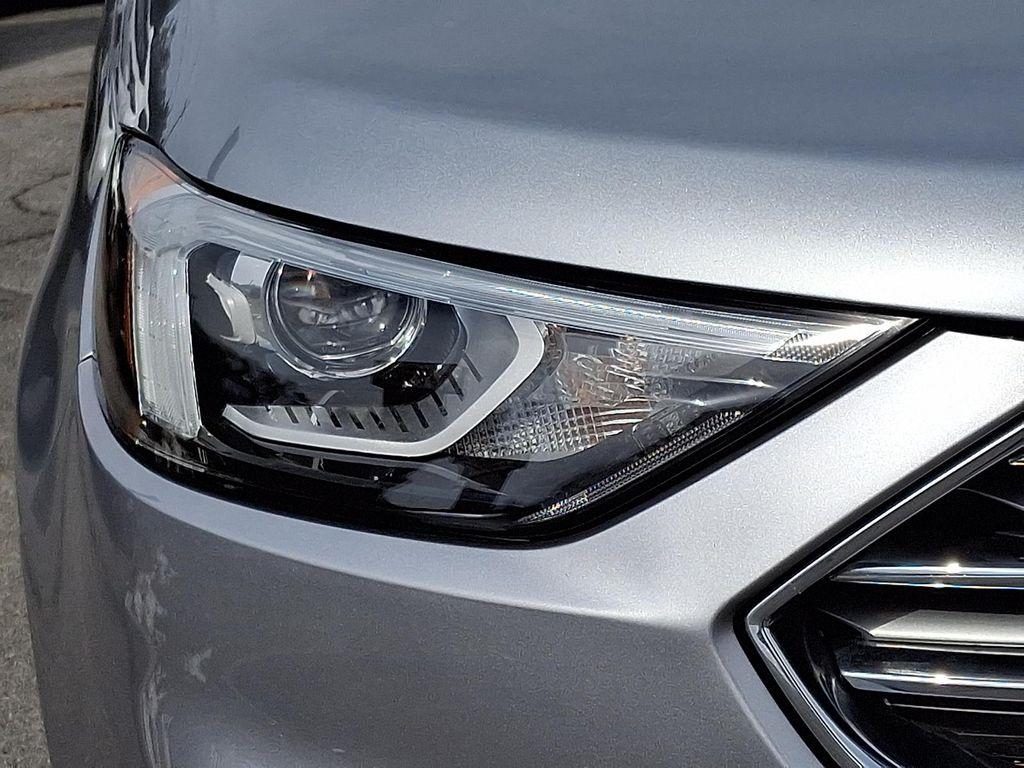 used 2022 Ford Edge car, priced at $18,200