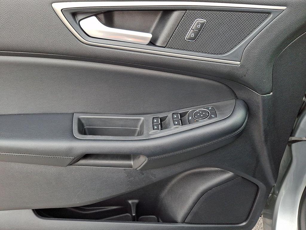 used 2022 Ford Edge car, priced at $18,200