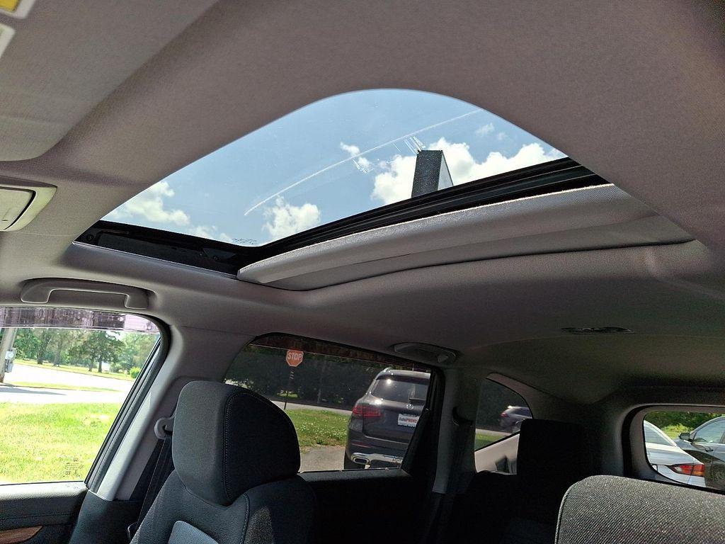 used 2021 Honda CR-V car, priced at $26,000