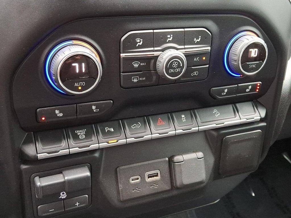 used 2021 Chevrolet Silverado 2500 car, priced at $44,400