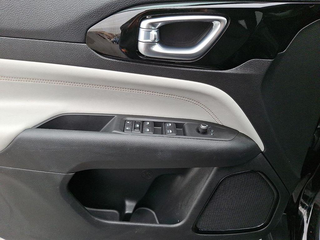 used 2022 Jeep Compass car, priced at $20,600